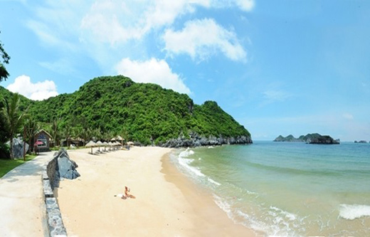 Cat Ba beach